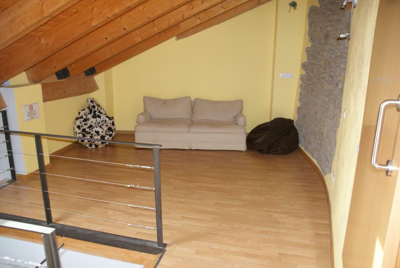 Refugi Casa Canelo Rodes Exteriör bild