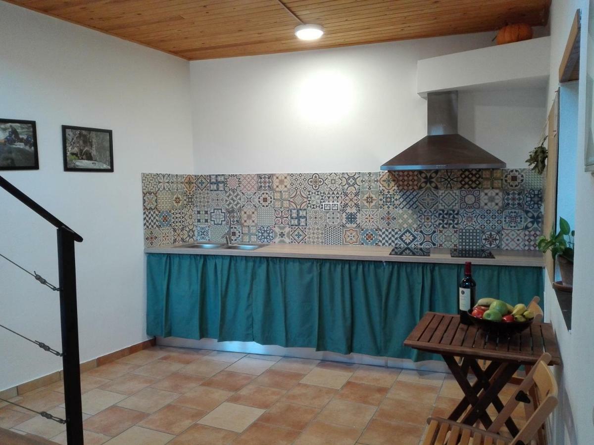 Refugi Casa Canelo Rodes Exteriör bild